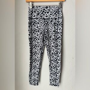 Zyia Active Snow Leopard Black White High Waist Leggings Womens Size 6-8